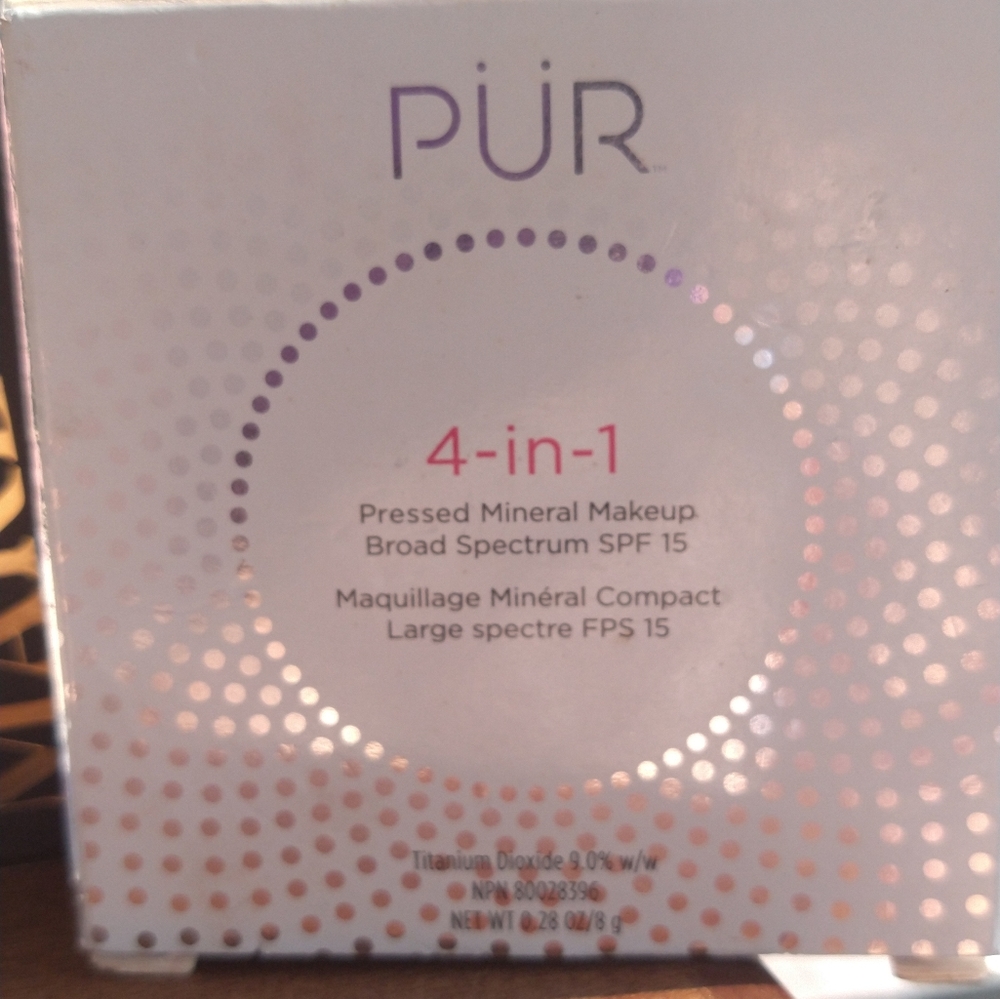 4-1 Pur Pressed Mineral Power Light Clear New! Gorgeous 😍